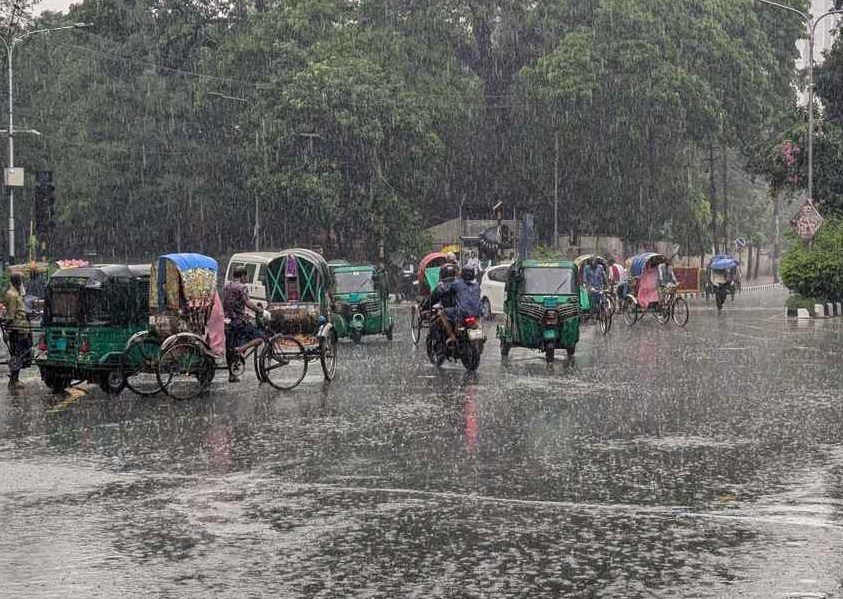 সারাদেশে টানা চারদিন বজ্রবৃষ্টির আভাস