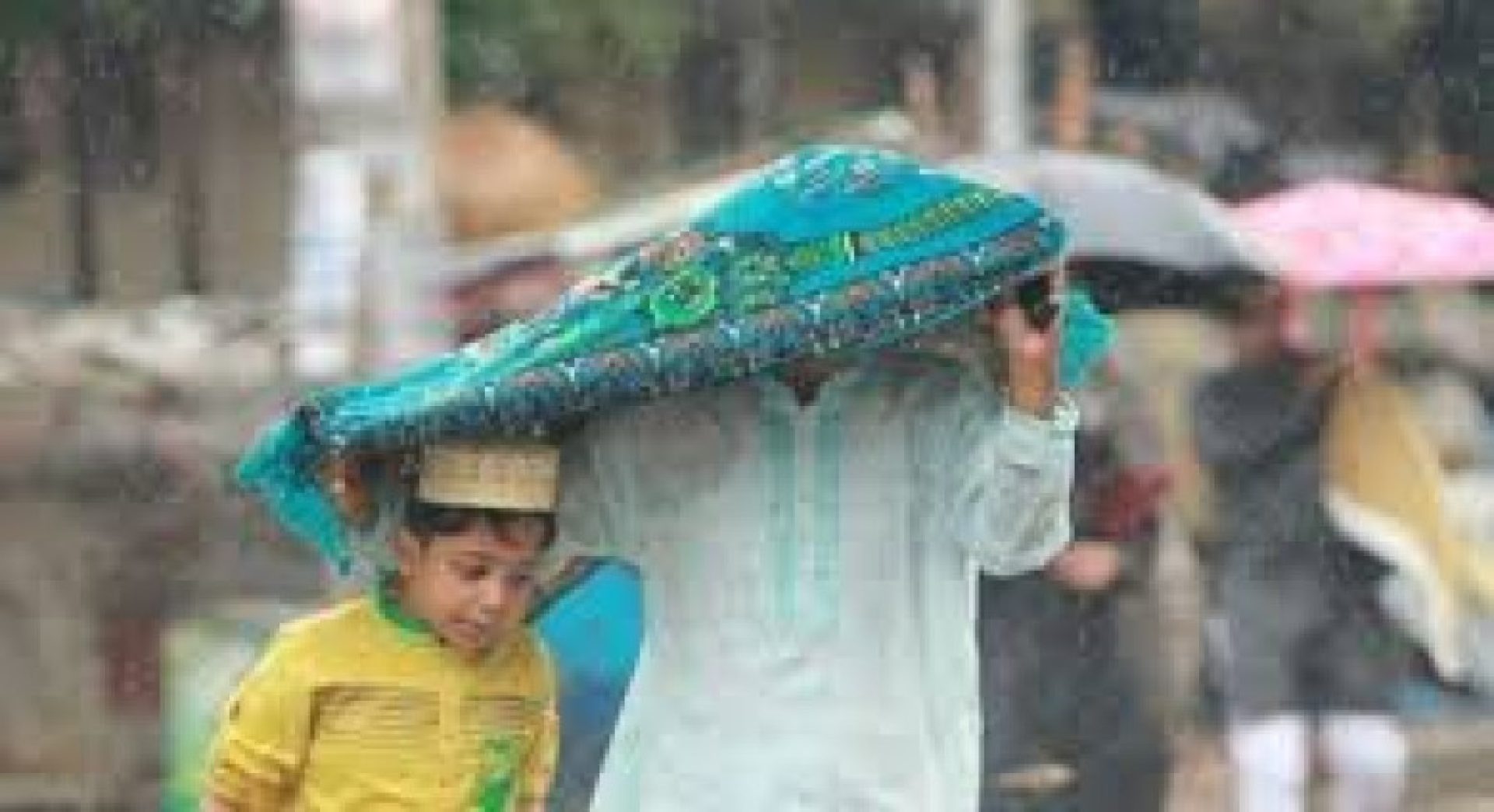 ঈদের দিনে বজ্রসহ বৃষ্টির পূর্বাভাস