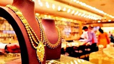 সোনার দাম দুদফায় ৬৫৯০ টাকা বাড়ল