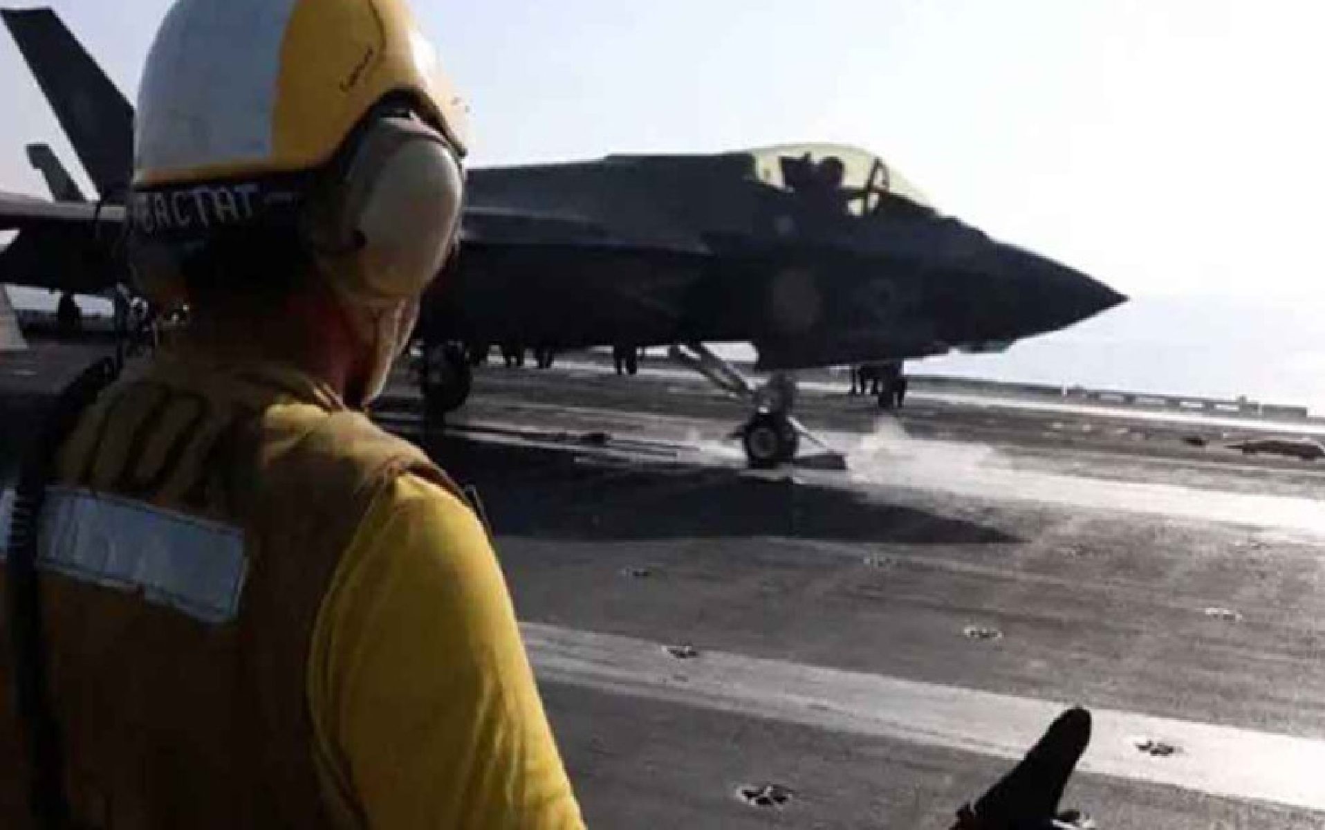 পাইলটকে খুঁজে পাওয়ার লড়াইয়ে যুক্তরাষ্ট্র ও ইরান