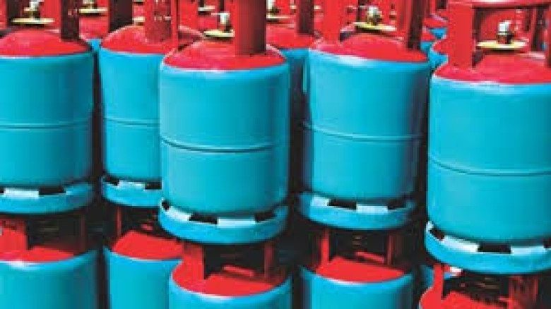 ১২ কেজি এলপিজির দাম বেড়ে ১৯৪০ টাকা