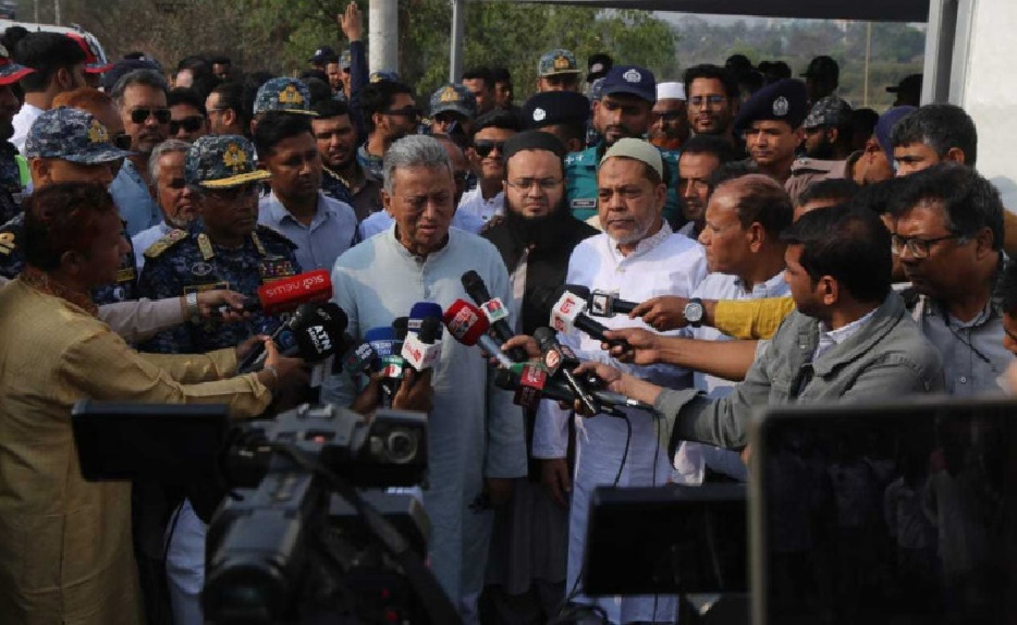 নাজুক অর্থনীতি পুনরুদ্ধারে ট্যাক্স বাড়াতে হবে : অর্থমন্ত্রী
